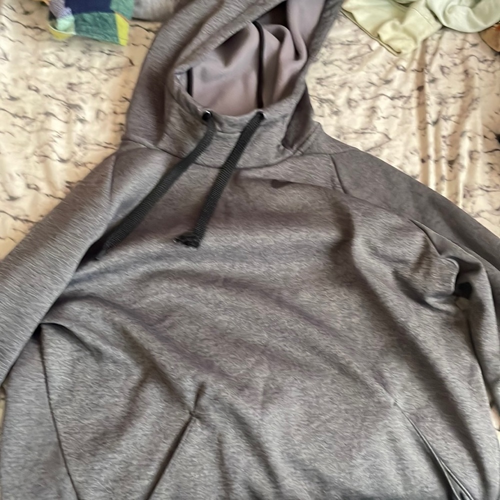 Nike mens small dri-fit hoodie